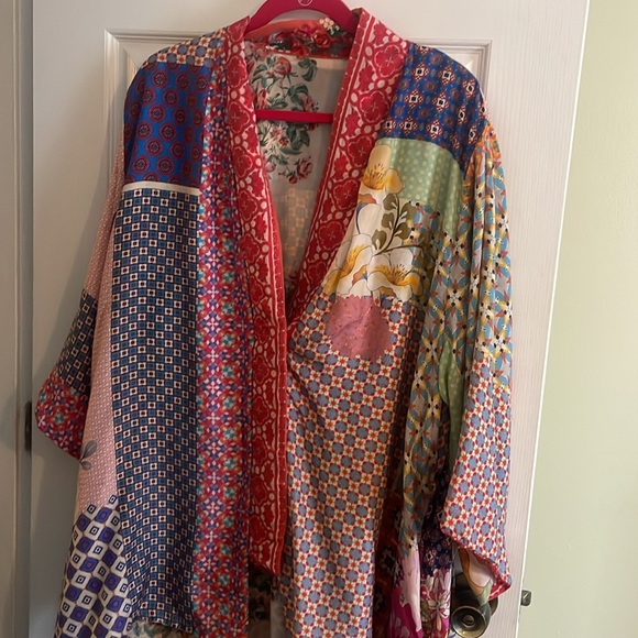 Johnny Was Reversible floral cardigan. Size Large - Picture 8 of 9